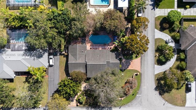 9980 SW 128th St 9980, Miami, FL 33176