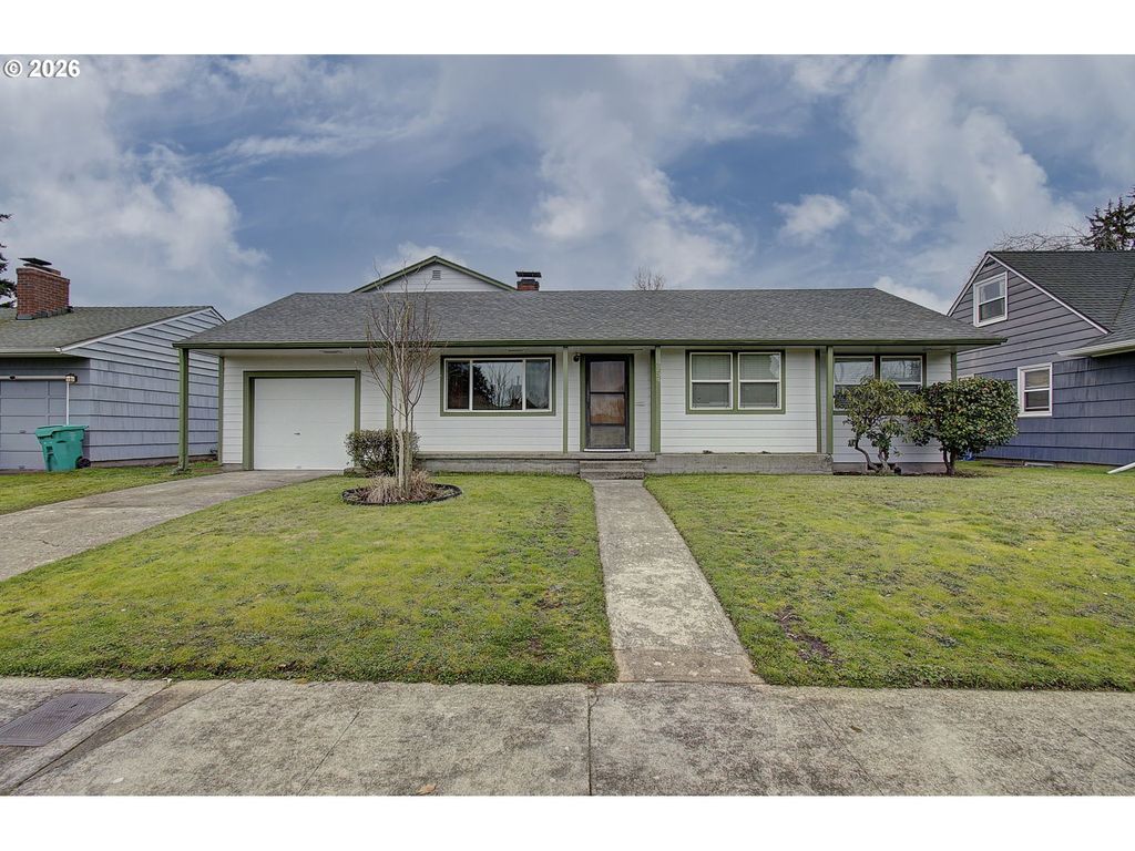 9234 Se SALMON St, Portland, OR 97216