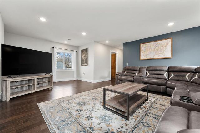 710 Mt Nemo Avenue, Eau Claire, WI 54703