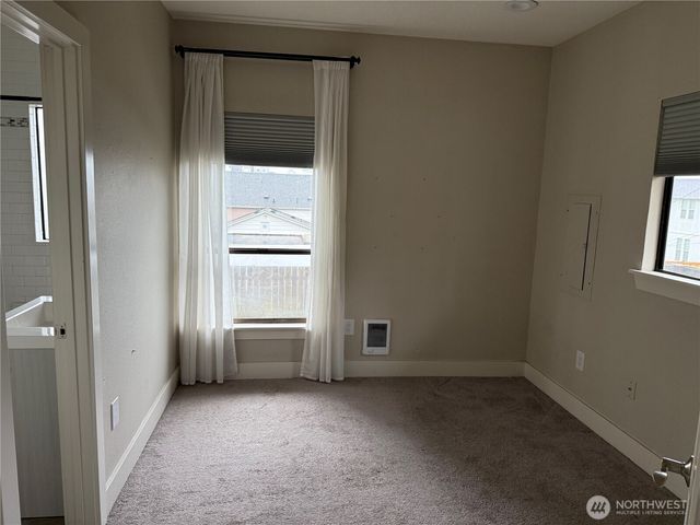 2815 S D Street, Tacoma, WA 98402