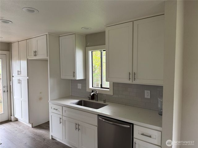 2815 S D Street, Tacoma, WA 98402