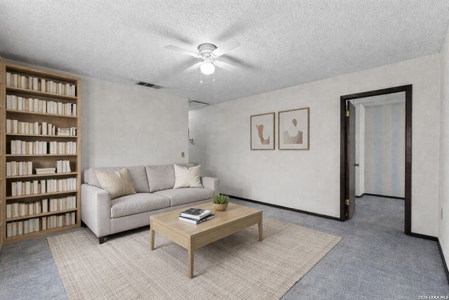 13207 De La Vista, San Antonio, TX 78233