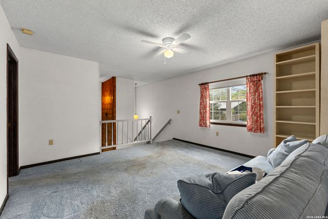 13207 De La Vista, San Antonio, TX 78233