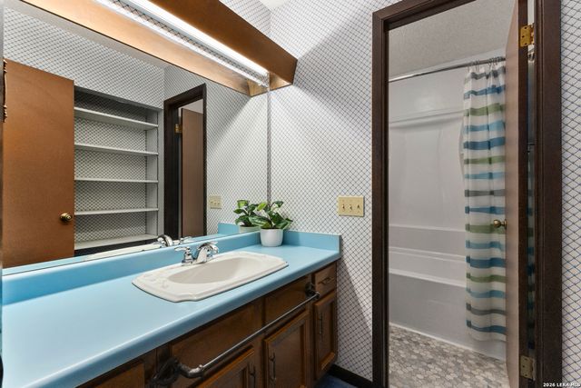 13207 De La Vista, San Antonio, TX 78233