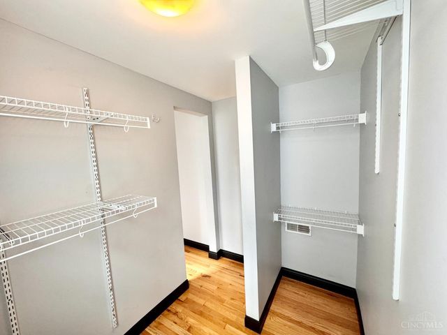 226 Clifton, Cincinnati, OH 45202