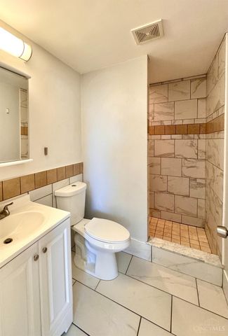 226 Clifton, Cincinnati, OH 45202