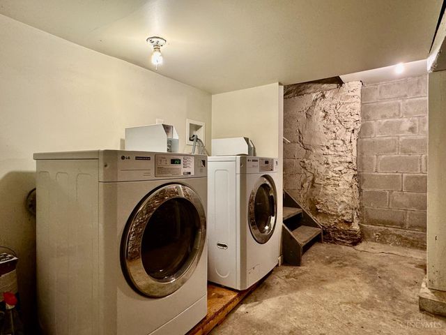 226 Clifton, Cincinnati, OH 45202