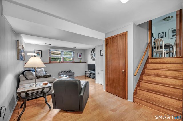54 Exeter Road, Hamden, CT 06518