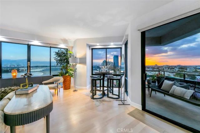 1310 E Ocean Boulevard 1007, Long Beach, CA 90802