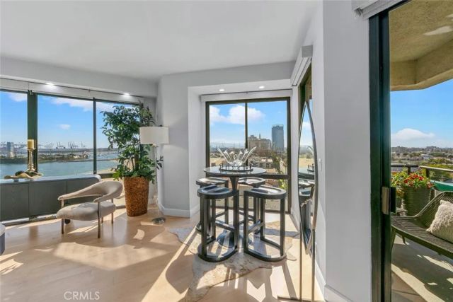 1310 E Ocean Boulevard 1007, Long Beach, CA 90802