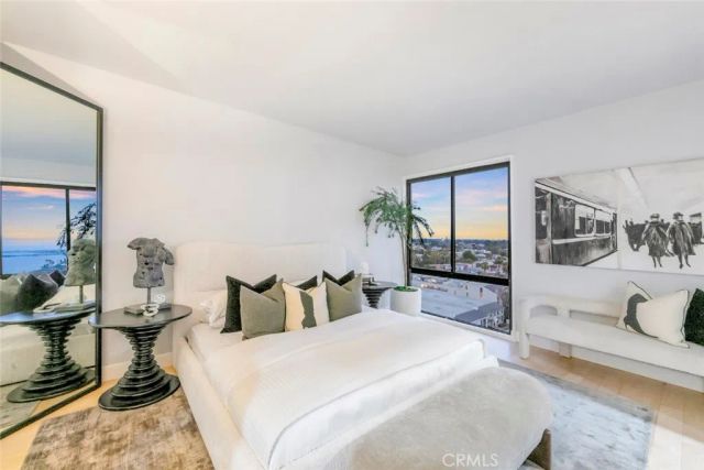 1310 E Ocean Boulevard 1007, Long Beach, CA 90802