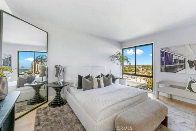 1310 E Ocean Boulevard 1007, Long Beach, CA 90802