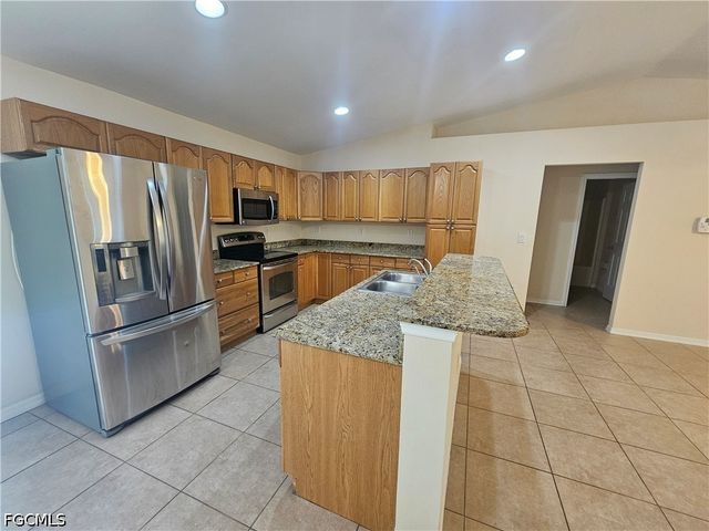 1116 Irving AVE, Lehigh Acres, FL 33972