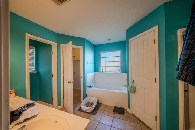 4605 CLIFF Court, Bryant, AR 72002