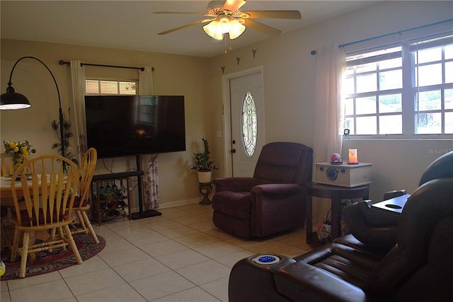 2721 SUNSHINE DRIVE N, Lakeland, FL 33801