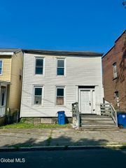 3 Congress Street, Cohoes, NY 12047