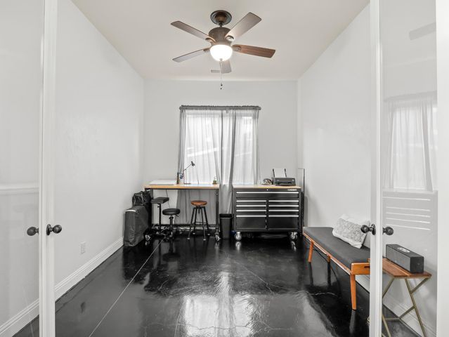 5885 E Booker Avenue, Fresno, CA 93727