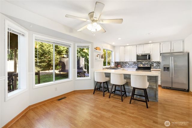 9415 137th Street E, Puyallup, WA 98373