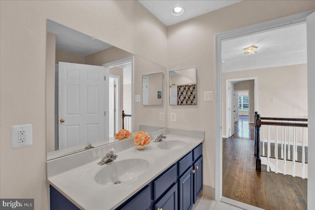 624 CHATSWORTH DR, Ambler, PA 19002