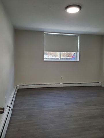 580 Cummins Highway 4, Boston, MA 02126