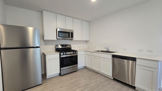 3741 Millbrook Way, San Antonio, TX 78245