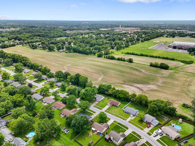 386 Boonesboro Road, Greenwood, IN 46142