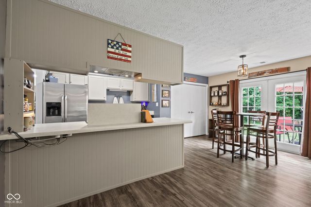 386 Boonesboro Road, Greenwood, IN 46142