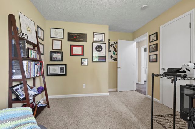 386 Boonesboro Road, Greenwood, IN 46142