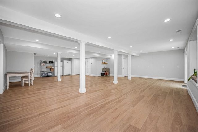 63 Rowell Lane, Middleton, MA 01949