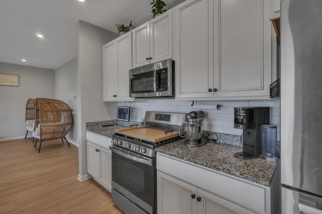 1730 Dickson Drive, Marysville, OH 43040