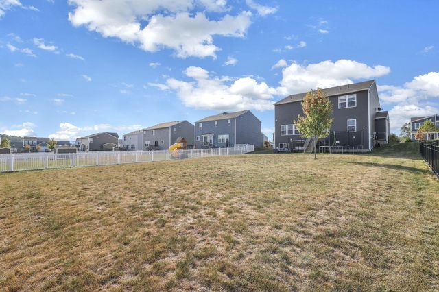 1730 Dickson Drive, Marysville, OH 43040