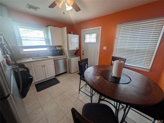 39 State Street, Valley Stream, NY 11580