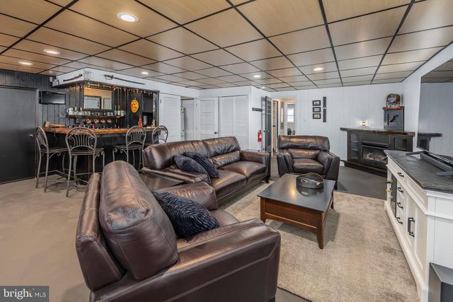 51 S GOLFWOOD AVE, Carneys Point, NJ 08069