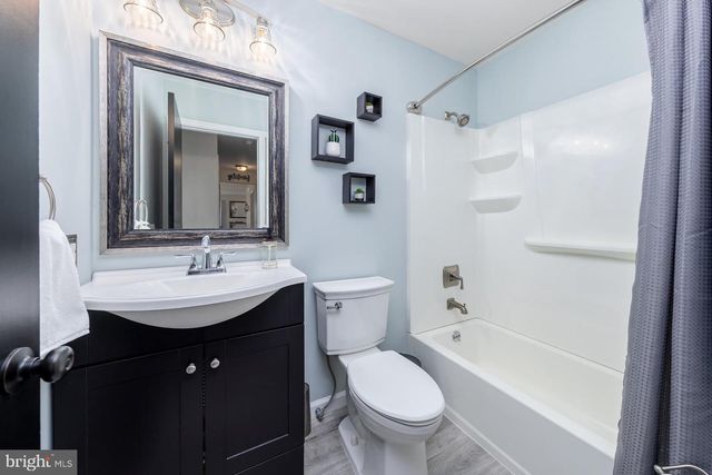 51 S GOLFWOOD AVE, Carneys Point, NJ 08069