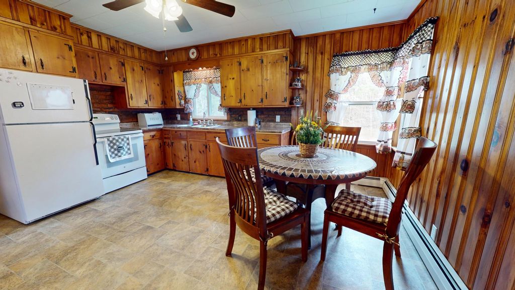 48 S Lisbon Road, Lewiston, ME 04240 — photo 4