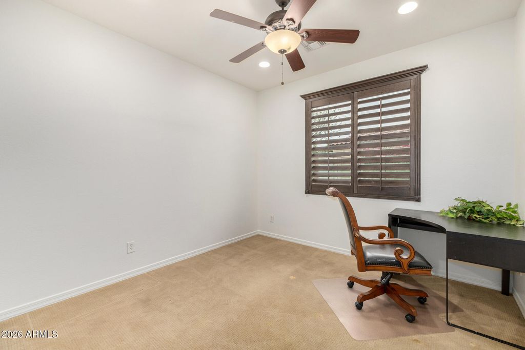 Image 20 of property listing at 6602 S BRIDAL VAIL Drive, Gilbert, AZ 85298