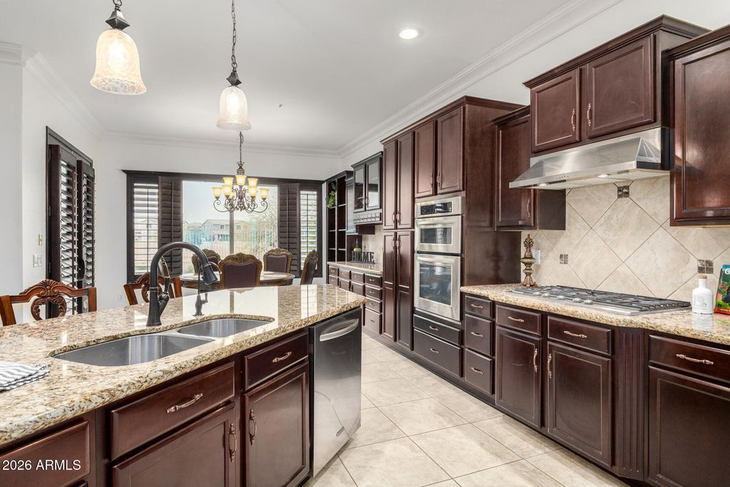 Image 36 of property listing at 6602 S BRIDAL VAIL Drive, Gilbert, AZ 85298