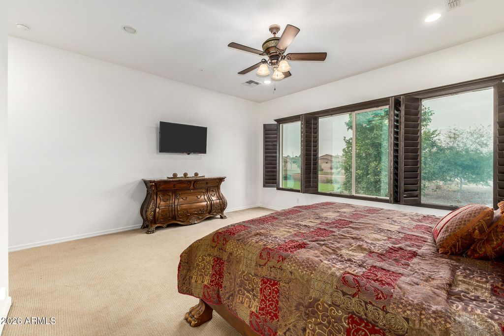 Image 46 of property listing at 6602 S BRIDAL VAIL Drive, Gilbert, AZ 85298