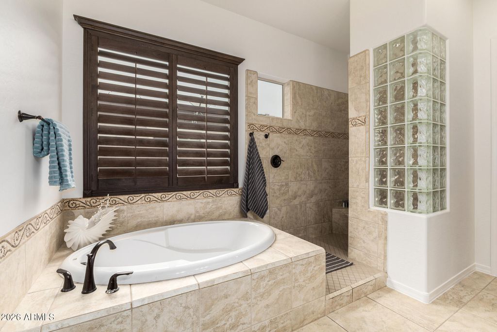 Image 48 of property listing at 6602 S BRIDAL VAIL Drive, Gilbert, AZ 85298