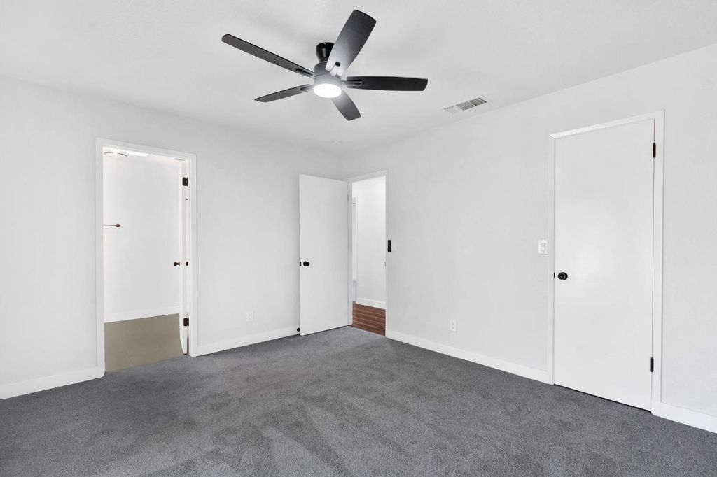 Image 24 of property listing at 17563 Road 25, Madera, CA 93638
