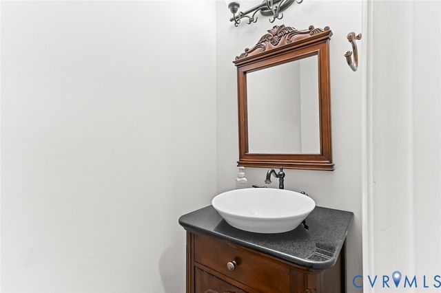 9525 Springhouse Dr, Chesterfield, VA 23832