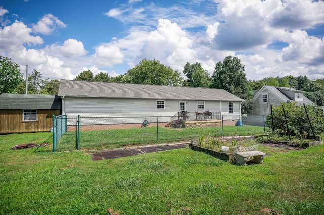 1565 Canada Flatt Rd, Cookeville, TN 38506