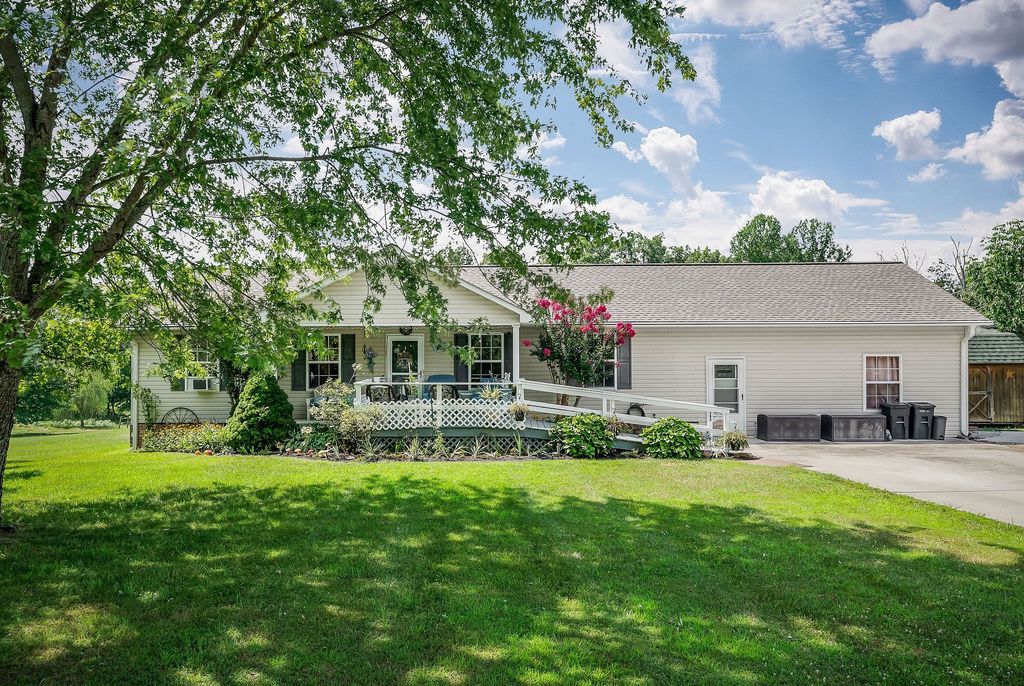 1565 Canada Flatt Rd, Cookeville, TN 38506