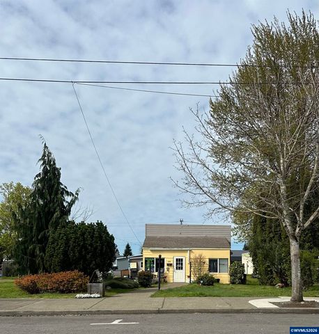 155 N 2nd Av, Stayton, OR 97383
