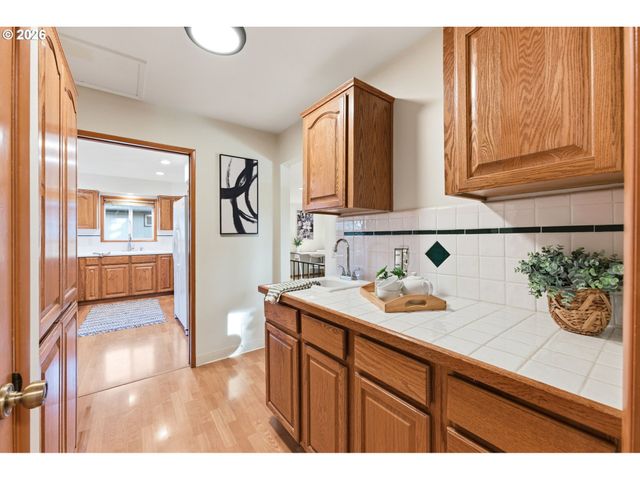 14055 Ne RIVER VISTA Ln, Aurora, OR 97002
