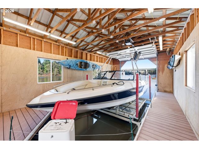 14055 Ne RIVER VISTA Ln, Aurora, OR 97002