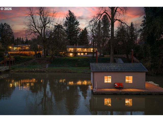 14055 Ne RIVER VISTA Ln, Aurora, OR 97002