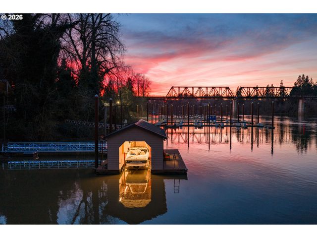 14055 Ne RIVER VISTA Ln, Aurora, OR 97002