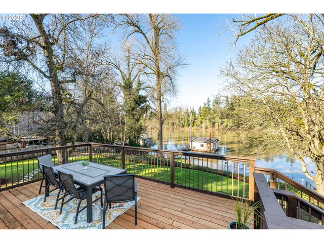 14055 Ne RIVER VISTA Ln, Aurora, OR 97002