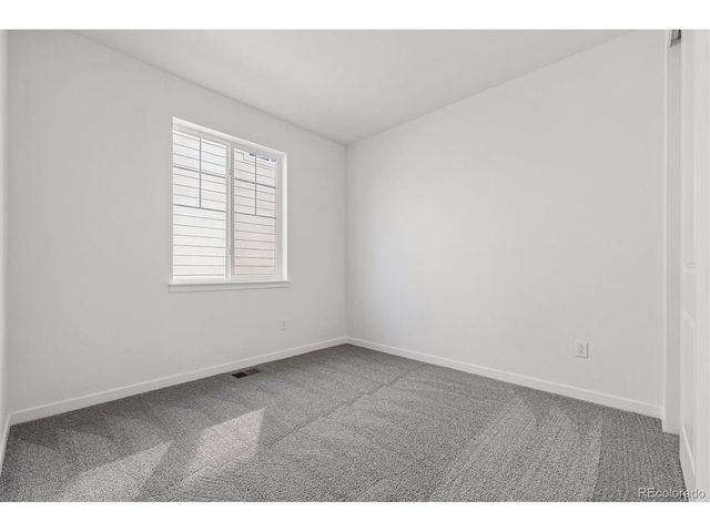 800 Lawson Dr, Elizabeth, CO 80107